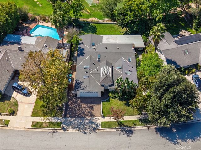 26096 Adamor Road, Calabasas, CA 91302