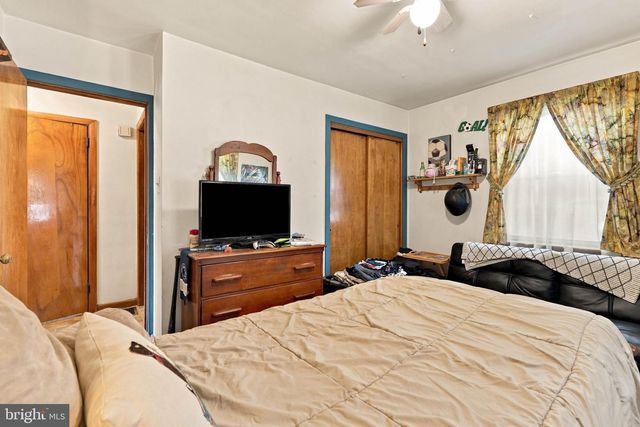 308 ANGLE AVE, Steelton, PA 17113