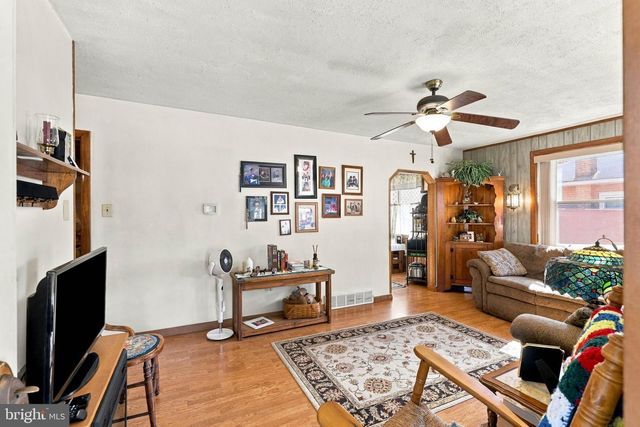 308 ANGLE AVE, Steelton, PA 17113