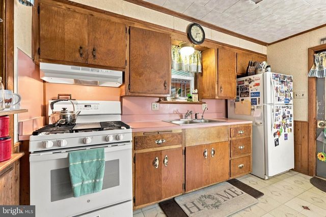 308 ANGLE AVE, Steelton, PA 17113