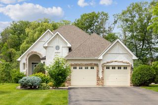 4673 Inland Court N, Plymouth, MN 55446