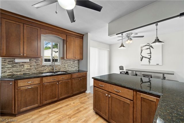 319 Erieview Boulevard, Sheffield Lake, OH 44054