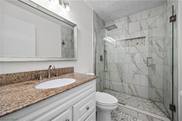 319 Erieview Boulevard, Sheffield Lake, OH 44054