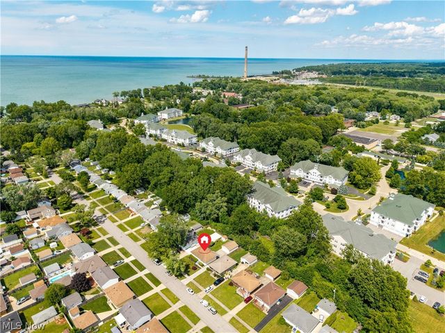 319 Erieview Boulevard, Sheffield Lake, OH 44054