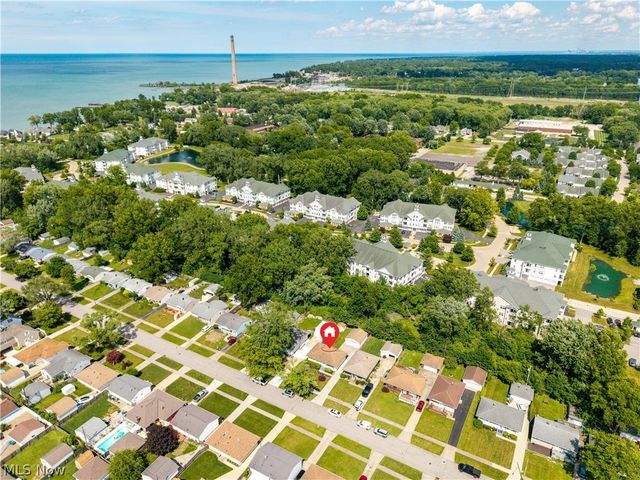 319 Erieview Boulevard, Sheffield Lake, OH 44054
