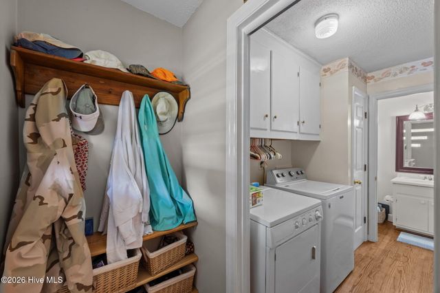 3020 Red Fox Road, Trent Woods, NC 28562