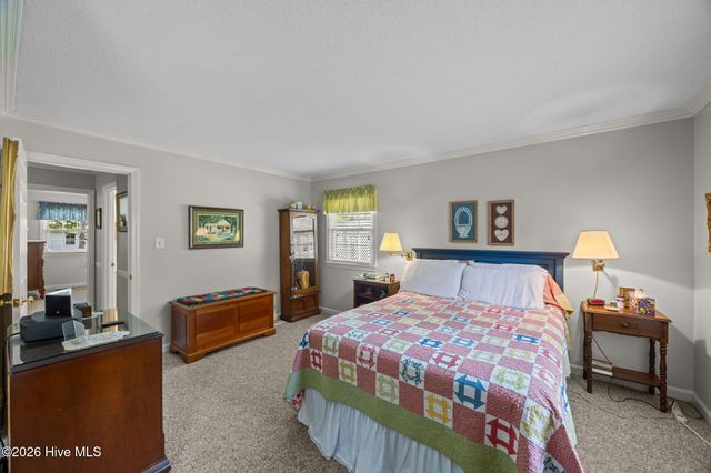 3020 Red Fox Road, Trent Woods, NC 28562