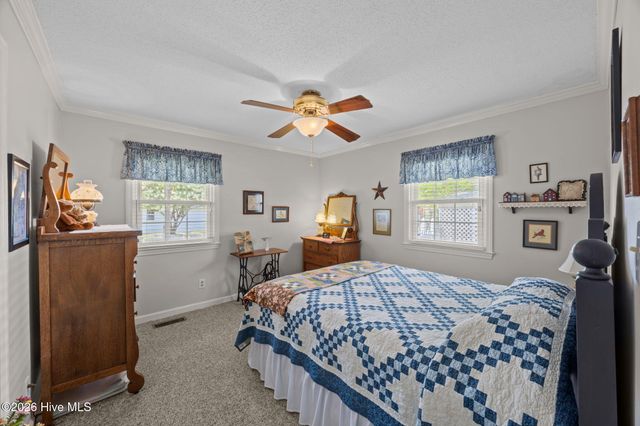 3020 Red Fox Road, Trent Woods, NC 28562