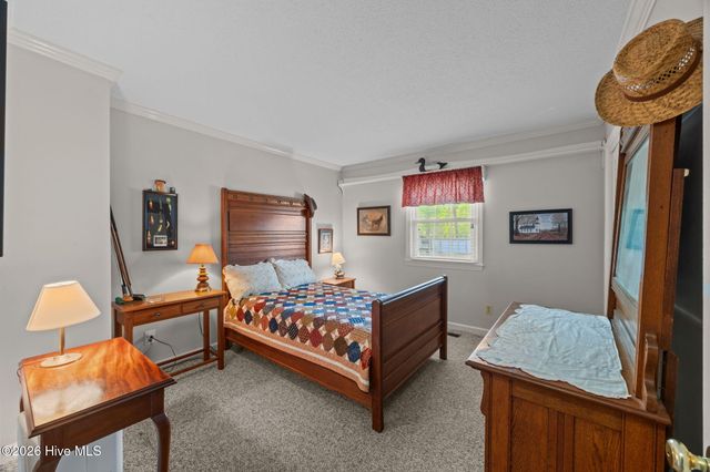 3020 Red Fox Road, Trent Woods, NC 28562