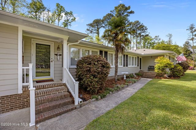 3020 Red Fox Road, Trent Woods, NC 28562