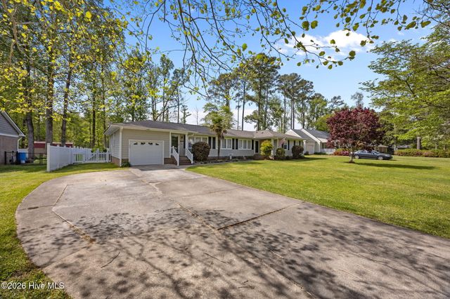 3020 Red Fox Road, Trent Woods, NC 28562