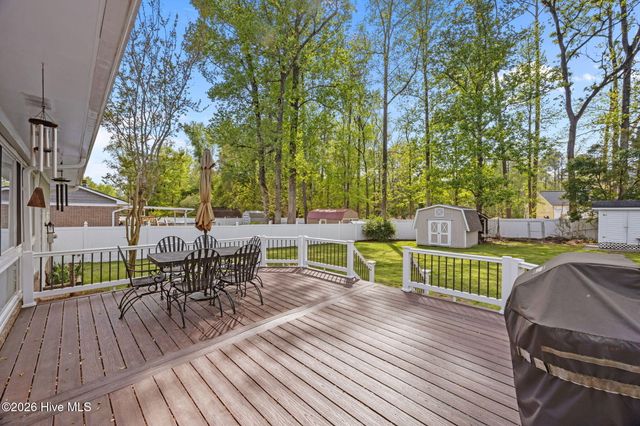 3020 Red Fox Road, Trent Woods, NC 28562