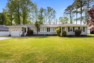 3020 Red Fox Road, Trent Woods, NC 28562