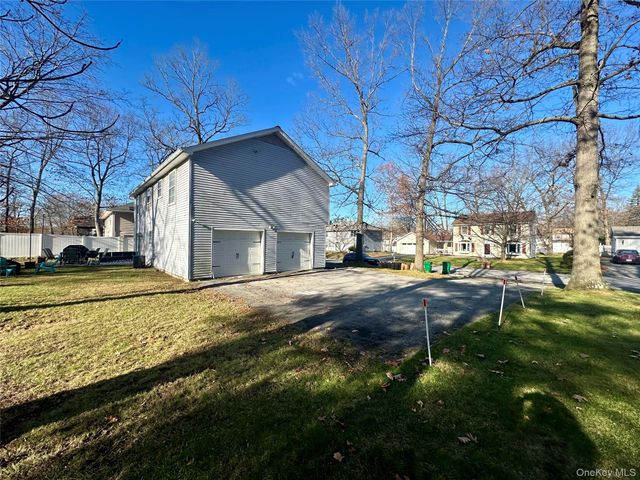 18 Hawkins Street, Poughkeepsie, NY 12601