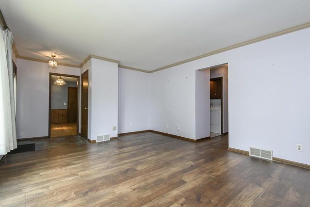 1527 N Holden STREET, Port Washington, WI 53074