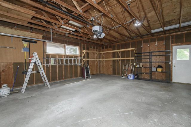 1527 N Holden STREET, Port Washington, WI 53074