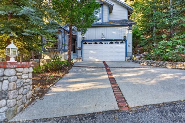 264 El Dorado Drive, Lake Arrowhead, CA 92352