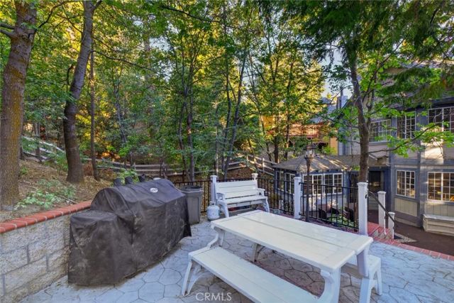 264 El Dorado Drive, Lake Arrowhead, CA 92352