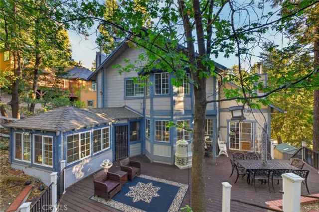 264 El Dorado Drive, Lake Arrowhead, CA 92352
