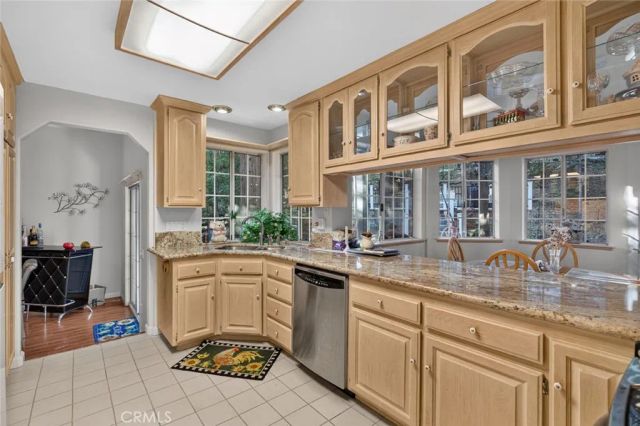 264 El Dorado Drive, Lake Arrowhead, CA 92352