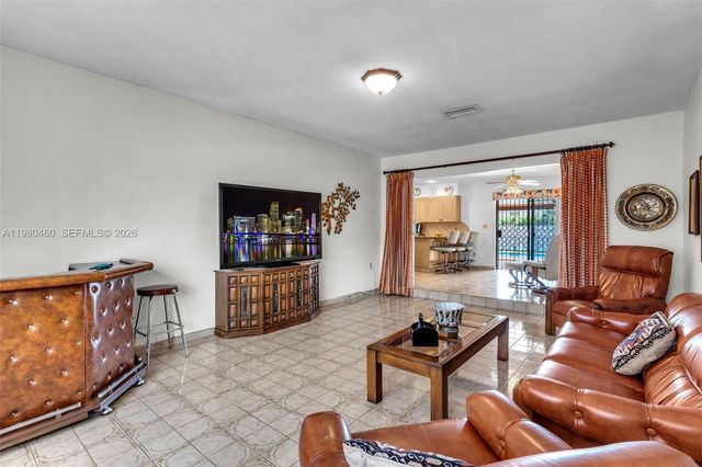 9310 SW 20th St, Miami, FL 33165