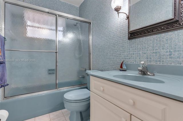 9310 SW 20th St, Miami, FL 33165