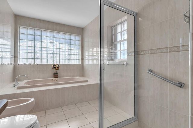 9310 SW 20th St, Miami, FL 33165