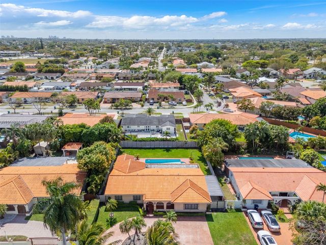 9310 SW 20th St, Miami, FL 33165