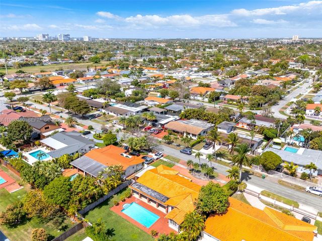 9310 SW 20th St, Miami, FL 33165