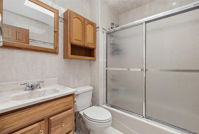 1595 N Central Avenue 29CO, Valley Stream, NY 11580
