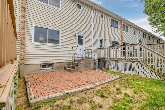 1595 N Central Avenue 29CO, Valley Stream, NY 11580