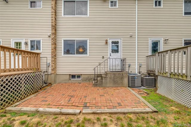 1595 N Central Avenue 29CO, Valley Stream, NY 11580