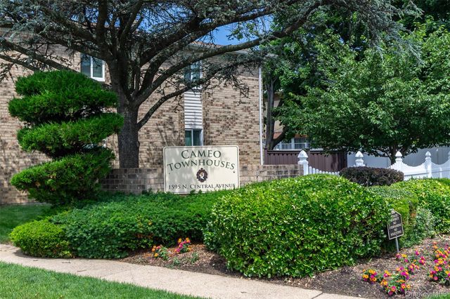 1595 N Central Avenue 29CO, Valley Stream, NY 11580