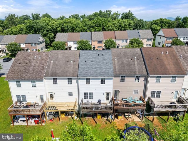 68 MABEL LN, Martinsburg, WV 25404