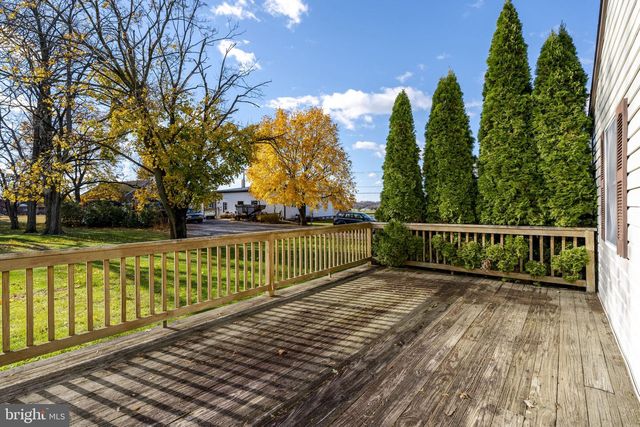 655 W ROUTE 897, Reinholds, PA 17569