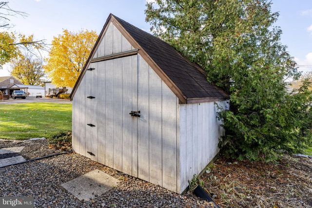655 W ROUTE 897, Reinholds, PA 17569