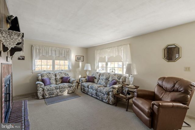 655 W ROUTE 897, Reinholds, PA 17569