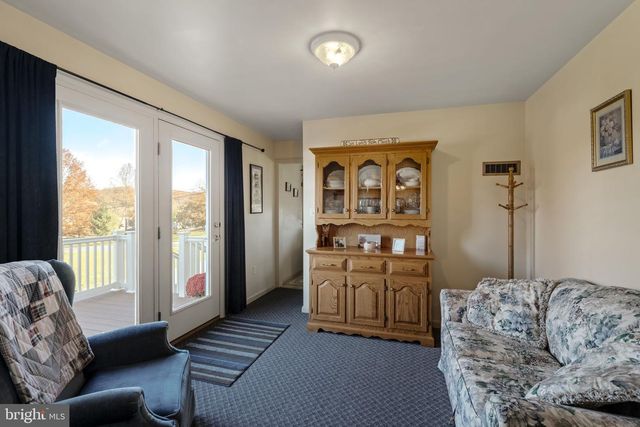 655 W ROUTE 897, Reinholds, PA 17569