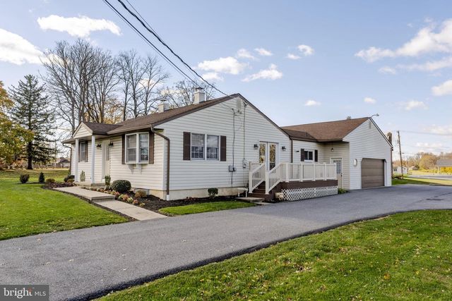 655 W ROUTE 897, Reinholds, PA 17569