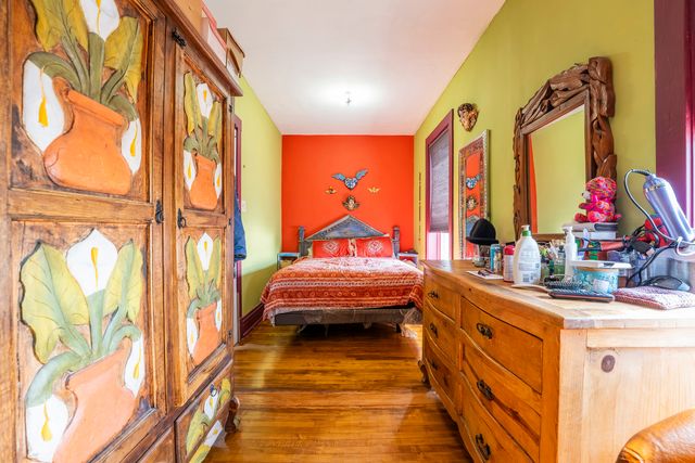 3383 N Milwaukee Avenue, Chicago, IL 60641