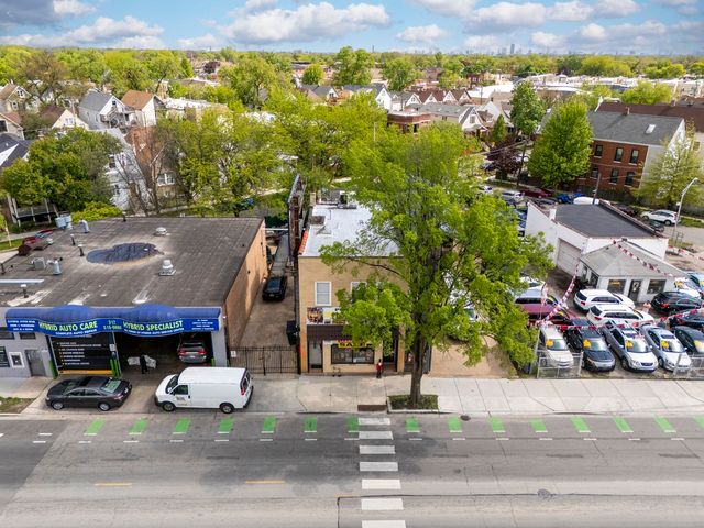 3383 N Milwaukee Avenue, Chicago, IL 60641
