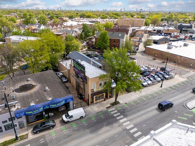 3383 N Milwaukee Avenue, Chicago, IL 60641