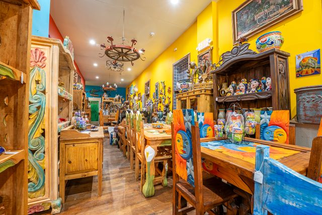 3383 N Milwaukee Avenue, Chicago, IL 60641