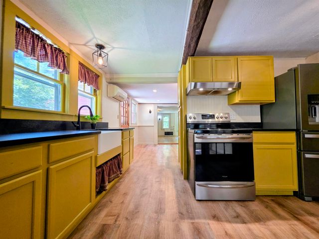653 Frank C. Gilman Highway, Alton, NH 03809