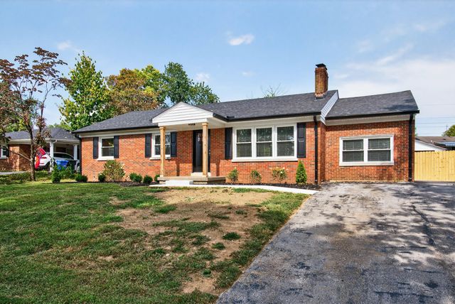 1821 Blue Ridge Drive, Lexington, KY 40505