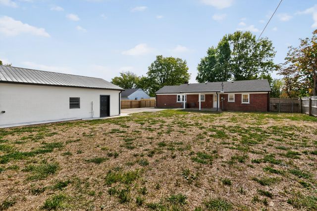 1821 Blue Ridge Drive, Lexington, KY 40505