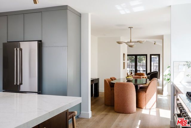 4928 Willowcrest Avenue, Toluca Lake (los Angeles), CA 91601