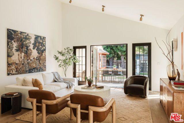 4928 Willowcrest Avenue, Toluca Lake (los Angeles), CA 91601