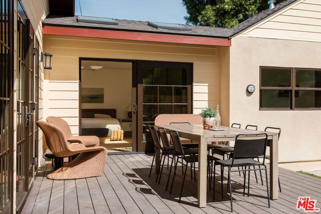 4928 Willowcrest Avenue, Toluca Lake (los Angeles), CA 91601