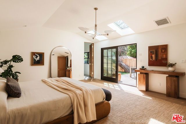 4928 Willowcrest Avenue, Toluca Lake (los Angeles), CA 91601